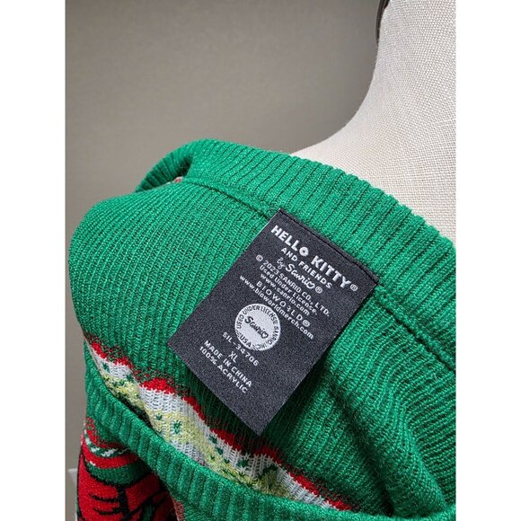 Hello Kitty Christmas Sweater Young Women’s Size L Red & Green Holiday Knit 100% - Picture 3 of 6